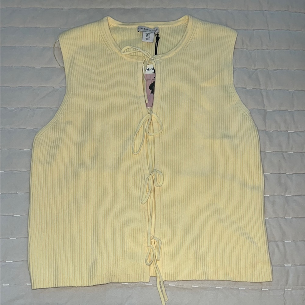 Sincerely Jules Yellow Tie Front Sleeveless Blouse